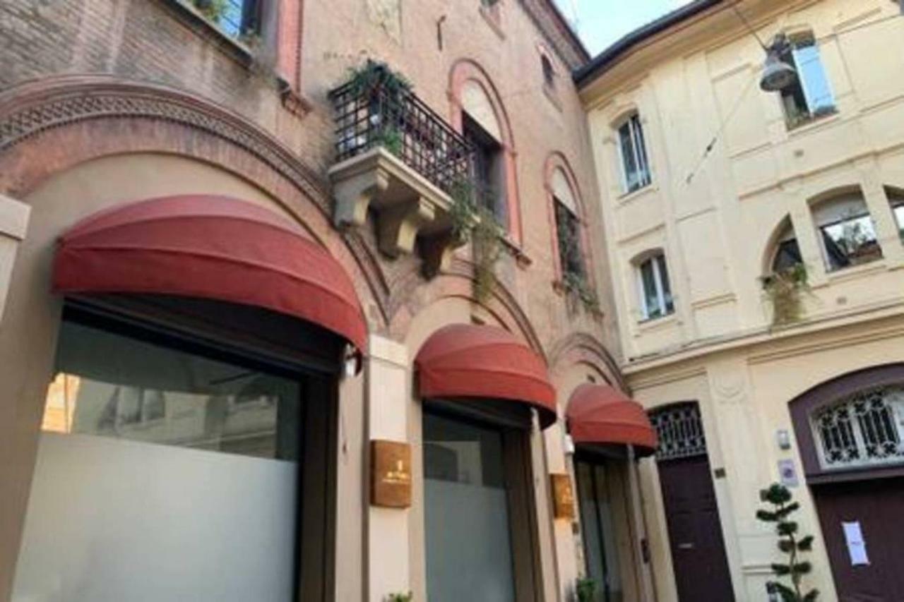 Whouse Suite Porta Di Castello Bologna Buitenkant foto